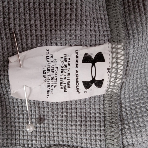 Under Armour Gray Long Sleeve Shirt MEN'S SIZE‎ LG. LOOSE EXCELLENT CONDITION - Picture 7 of 9